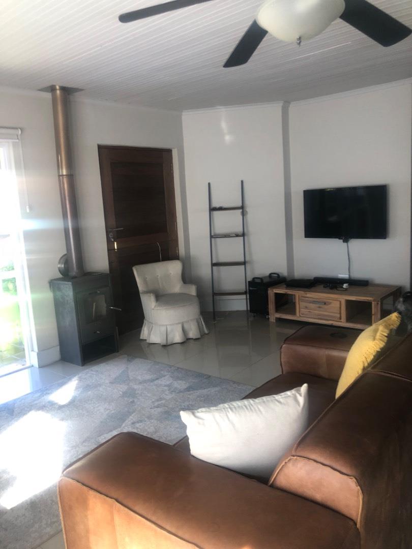 To Let 3 Bedroom Property for Rent in Mossel Bay Central Western Cape